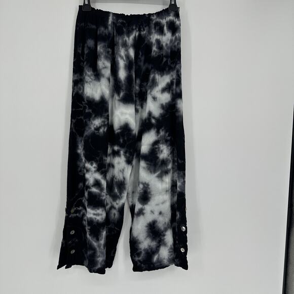 Cottonways Pants Womens SMALL Black White Tie Dye Wide Leg Button Hem Cropped - Picture 5 of 8